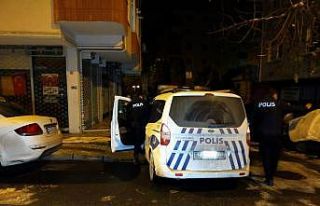 Üsküdar’da bir şahıs halasını rehin aldı