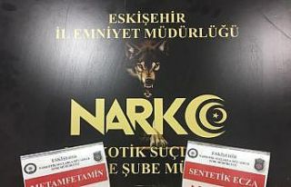 Uyuşturucu operasyonunda 2 gözaltı, 1 tutuklama