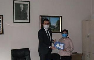 Uzaktan eğitime katılabilmeleri için öğrencilere...
