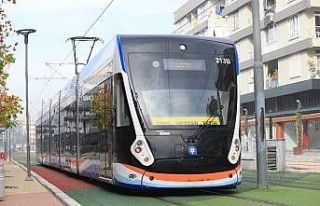 Vakıf Çiftliği, Çallı durakları arasında tramvay...