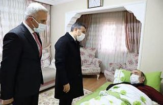 Vali Atay’dan geçmiş olsun ziyareti