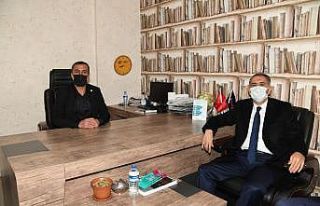 Vali Çuhardar’dan, Kahta Gazeteciler ve Yazarlar...