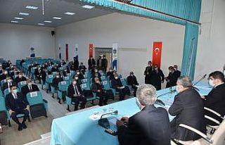 Vali Işık, Kazımkarabekir ilçesinde muhtarlarla...
