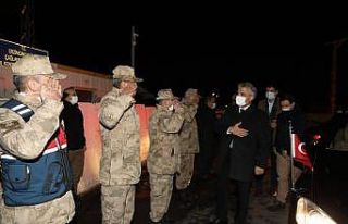Vali Makas yeni yıla güvenlik güçleriyle girdi