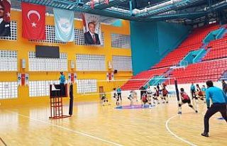 Van Büyükşehir Belediyesi Kadın Voleybol Takımı...