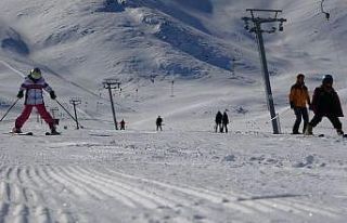 Van’da kayak sezonu bu yıl da geç başladı