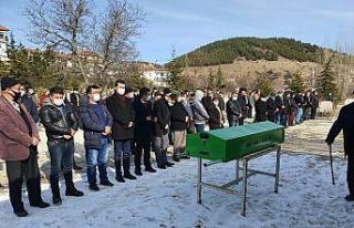 Vefat eden şehit annesi son yolcuğuna uğurlandı