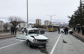 Vicdansızlığın böylesi: Çarptığı otomobil...