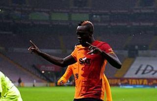 West Bromwich, Diagne’yi kiraladı
