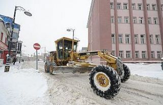Yakutiye’de kar mesaisi