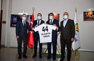 Yeni Malatyaspor’dan Başkan Gürkan’a ziyaret