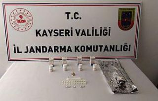 Yeşilhisar’da uyuşturucu hap operasyonu