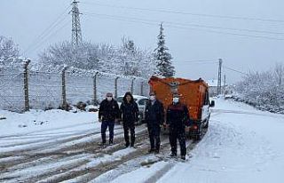 Yeşilyurt’ta kar temizleme çalışmaları sürüyor