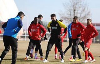 Yiğidolar, taktik çalıştı