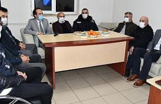 Yılbaşı gecesi yalnız değillerdi