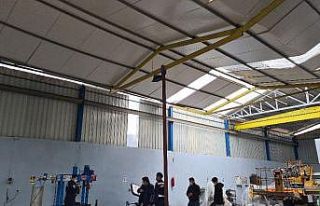 Yüksekten düşen vinç operatörü hayatını kaybetti