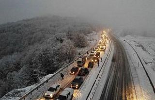 Zonguldak-Ereğli karayolu kar nedeniyle kapandı