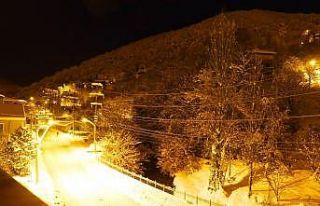 Zonguldak’ta kartpostallık kar manzaraları