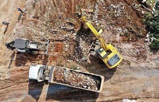 102 kamyon moloz ve çöp toplandı