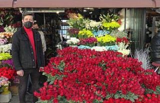 14 Şubat sevgililer gününün gözdesi gül oldu