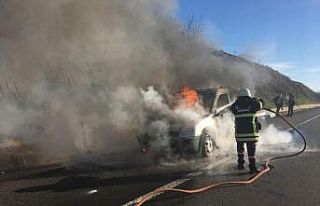 2 kişinin ölümden döndüğü yanan araçtan geriye...
