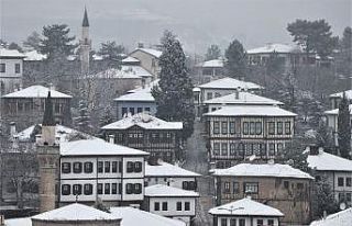 3 bin yıllık Safrabolu’nun tarihi konakları beyaz...