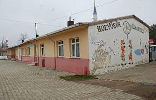 4 öğrenci ve 1 öğretmen korona virüse yakalanınca...