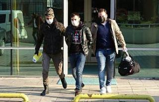 5 lira vermeyen güvenlik görevlisini bıçaklayarak...