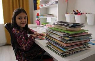 7 yaşındaki ‘kitap kurdu’ Aymira