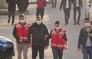 8. kattan beton zemine düşerek ölen Özgecan’ın...