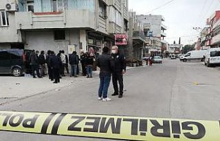 Adana’da 2 aile arasında silahlı kavga: 5 yaralı