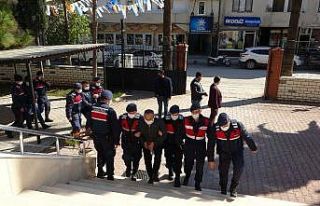 Adana’da hazine arazilerini peşkeş çekenlere...