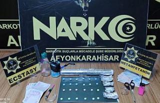 Afyonkarahisar polisinden eş zamanlı uyuşturucu...