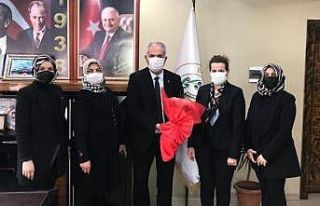 AK Kadınlardan Başkan Yaman’a ziyaret