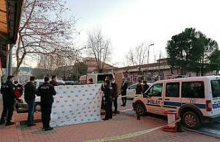 AK Parti Çan Belediye Meclis Üyesi aracında ölü...