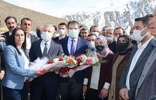 AK Parti Hakkari İl Başkanı Özbek’e coşkulu...