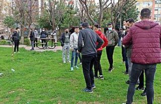 Alacağını istedi, bacağından vuruldu