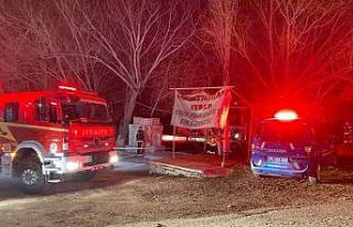 Alevlere teslim olan restoran 3 kişiye mezar oldu