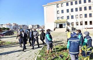 Altıeylül Belediyesinden liseye ağaçlandırma