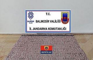 Altıeylül’de jandarmadan uyuşturucu operasyonu