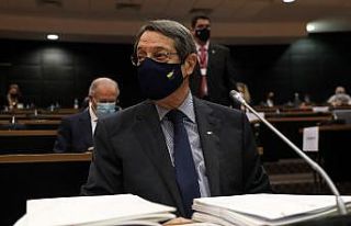 Anastasiadis, “altın pasaport” skandalı için...