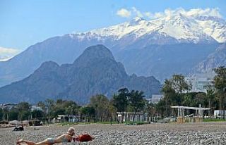 Antalya’da Şubat ayının ortasında kıskandıran...