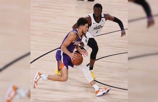 Anthony Davis’in yerine Devin Booker kadroda