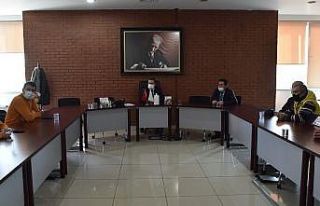 Apartman görevlileri Başkan Ataç’ı ziyaret etti