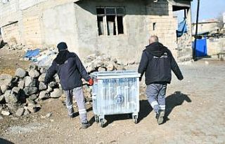 Araban’da 18 kırsal mahalleye 300 konteyner
