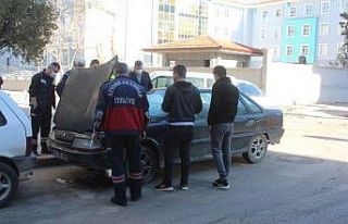 Araç yangını ihbarına giden polis hararet yapan...