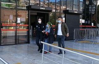 Aranırken polise yakalanıp, bir de sahte kimlik...