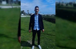 Arkadaşların parktaki kavgasında kan aktı