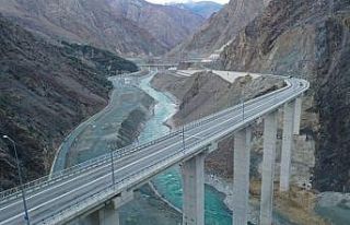 Artvin’de baraj inşaatları ile birlikte ulaşım...