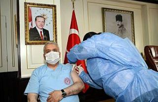 Aşı olan validen aşı çağrısı